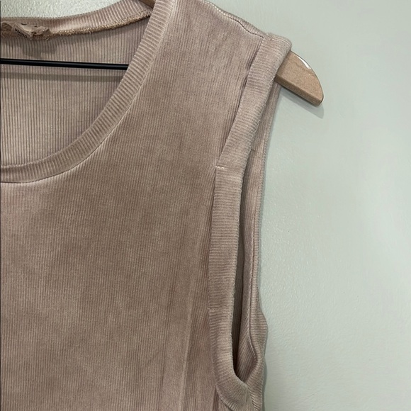 Pol Tank Top Women’s Medium Faded Wash Rayon Blend - Picture 3 of 7